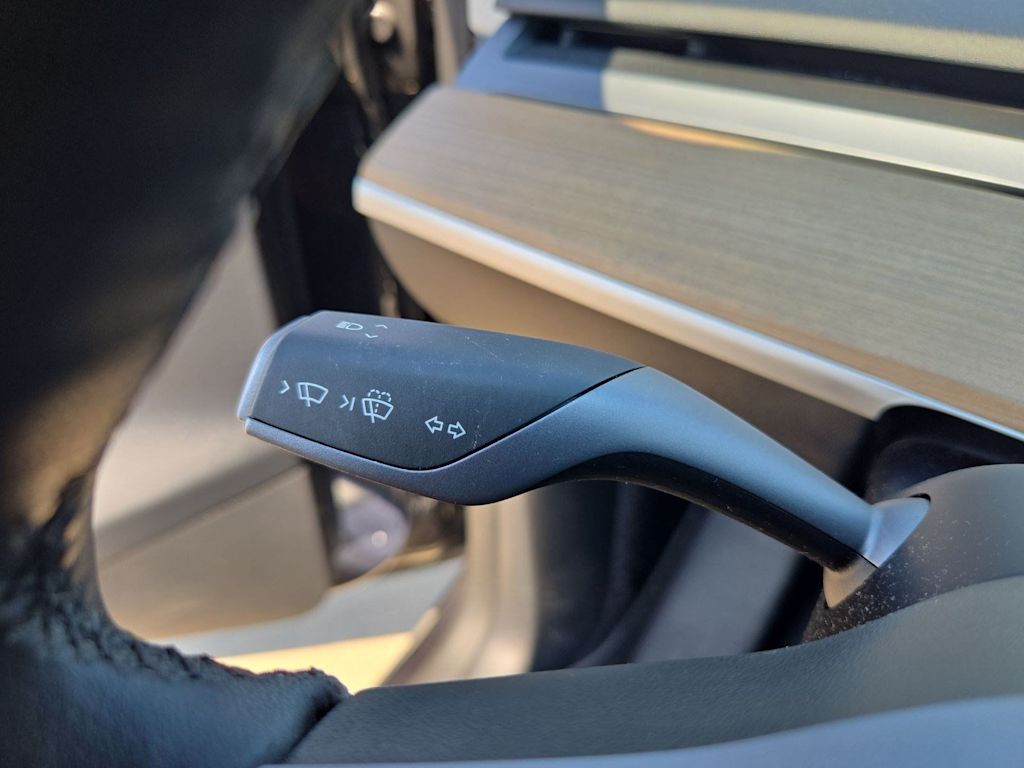 Thumbnail: 2024 Tesla Model Y - 27
