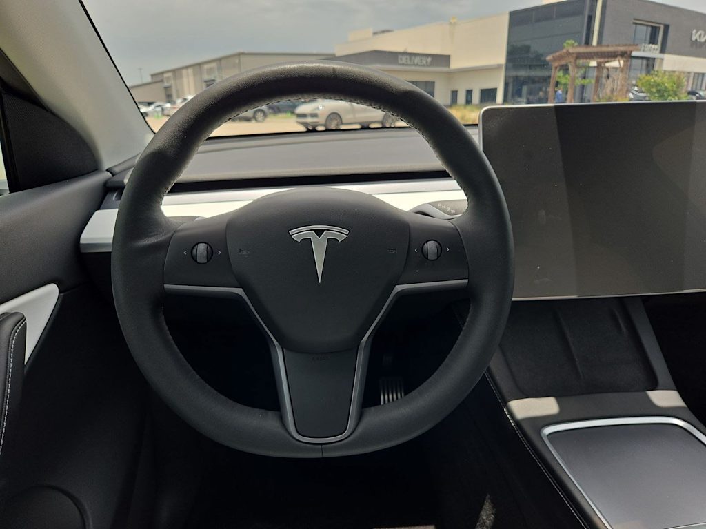 Thumbnail: 2022 Tesla Model Y - 13
