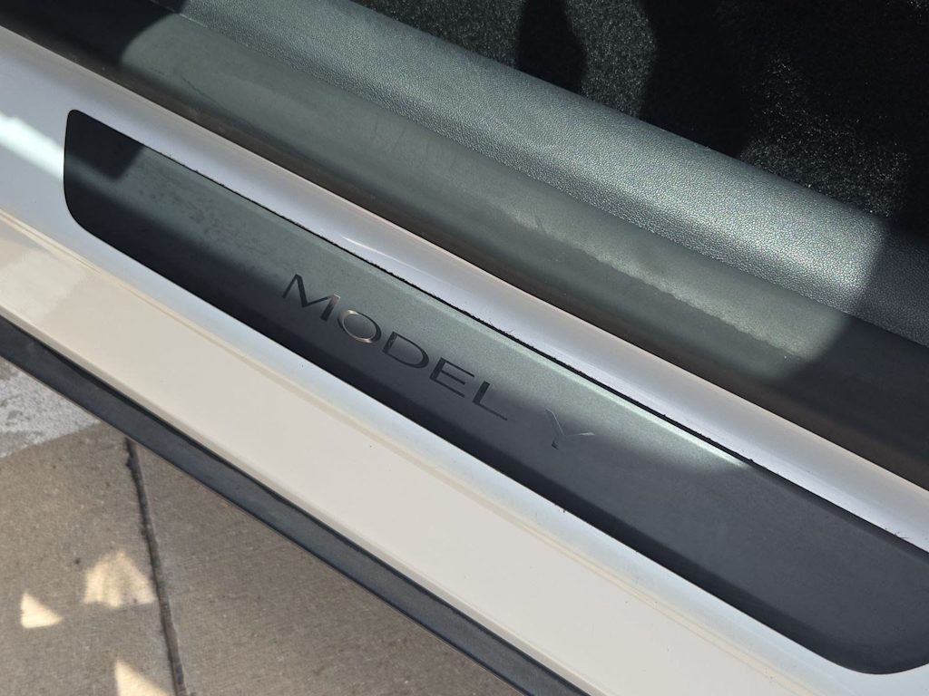 Thumbnail: 2022 Tesla Model Y - 21
