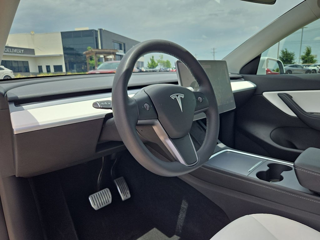 Thumbnail: 2022 Tesla Model Y - 2