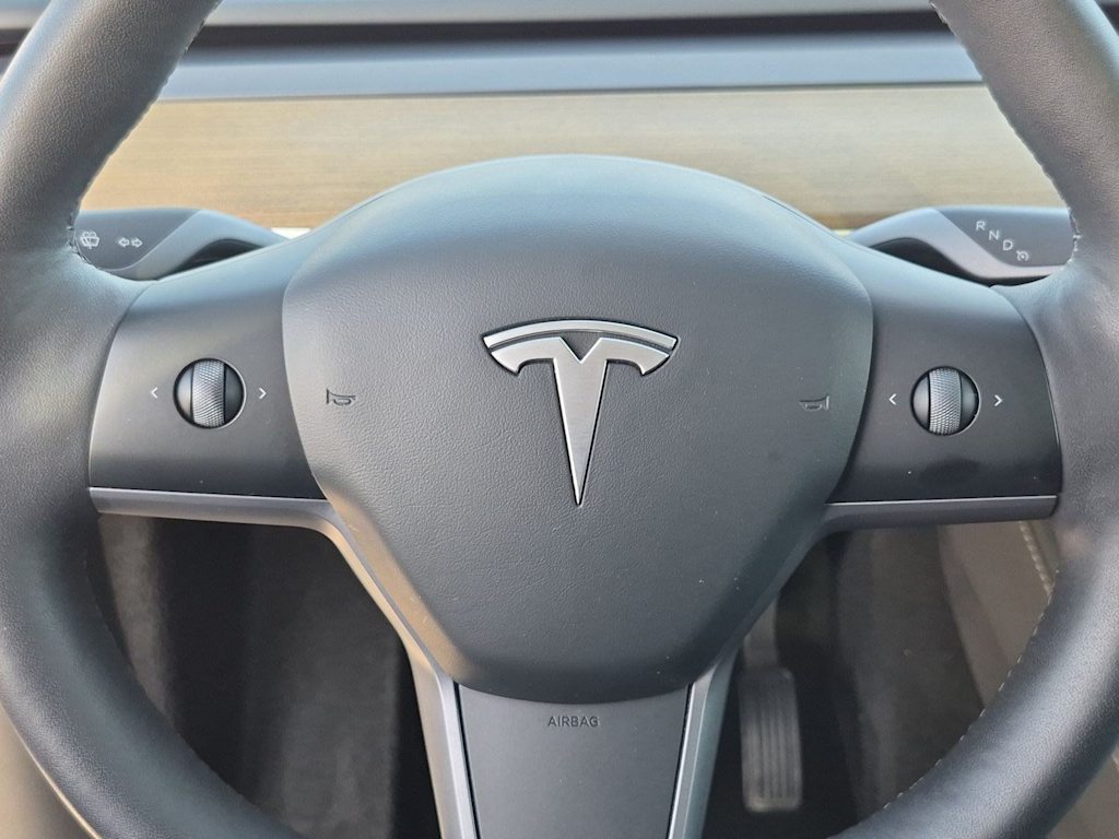 Thumbnail: 2023 Tesla Model Y - 25