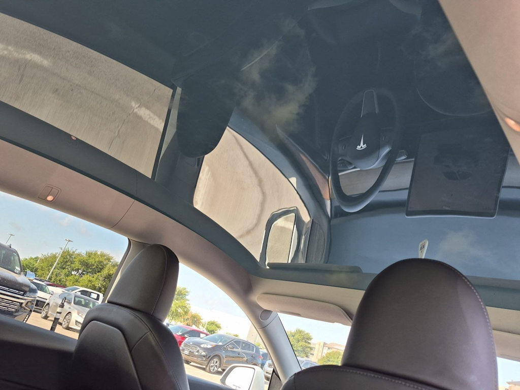 Thumbnail: 2023 Tesla Model Y - 24