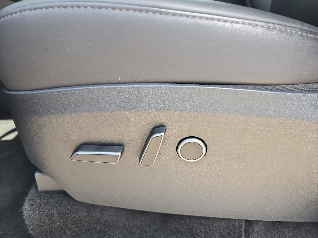Thumbnail: 2023 Tesla Model Y - 22