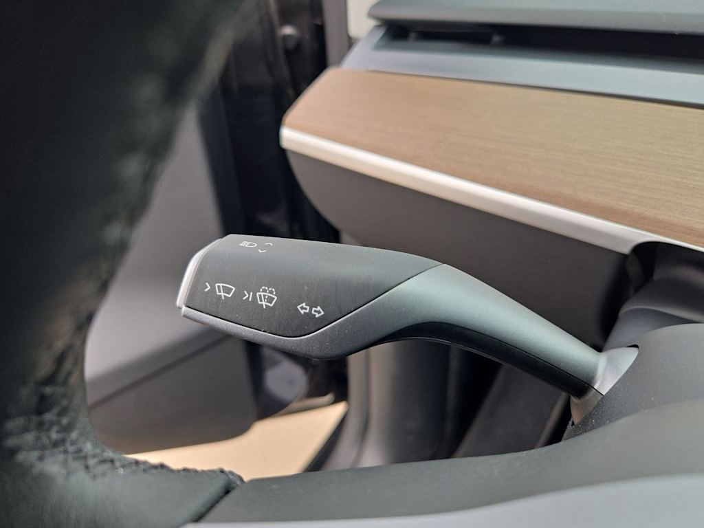 Thumbnail: 2024 Tesla Model Y - 15