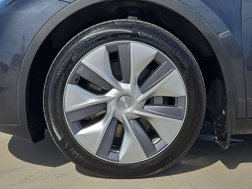 Thumbnail: 2024 Tesla Model Y - 8