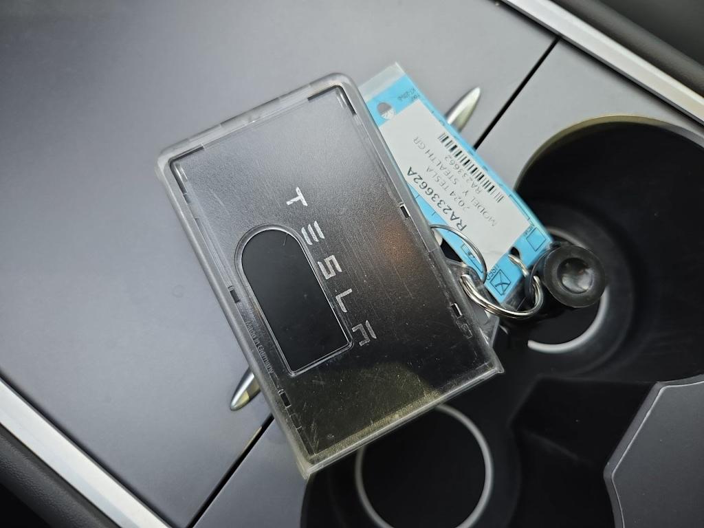 Thumbnail: 2024 Tesla Model Y - 31
