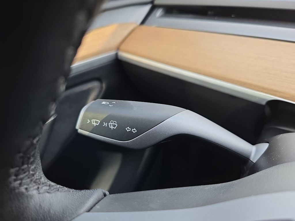 Thumbnail: 2024 Tesla Model Y - 25