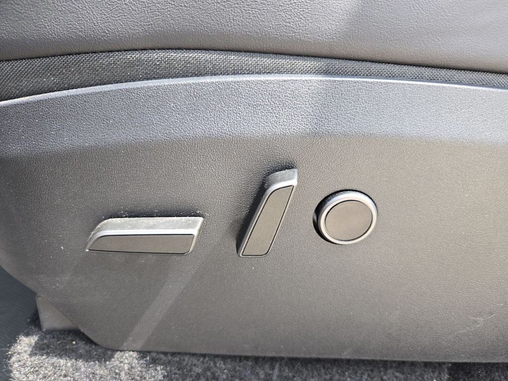 Thumbnail: 2024 Tesla Model Y - 22
