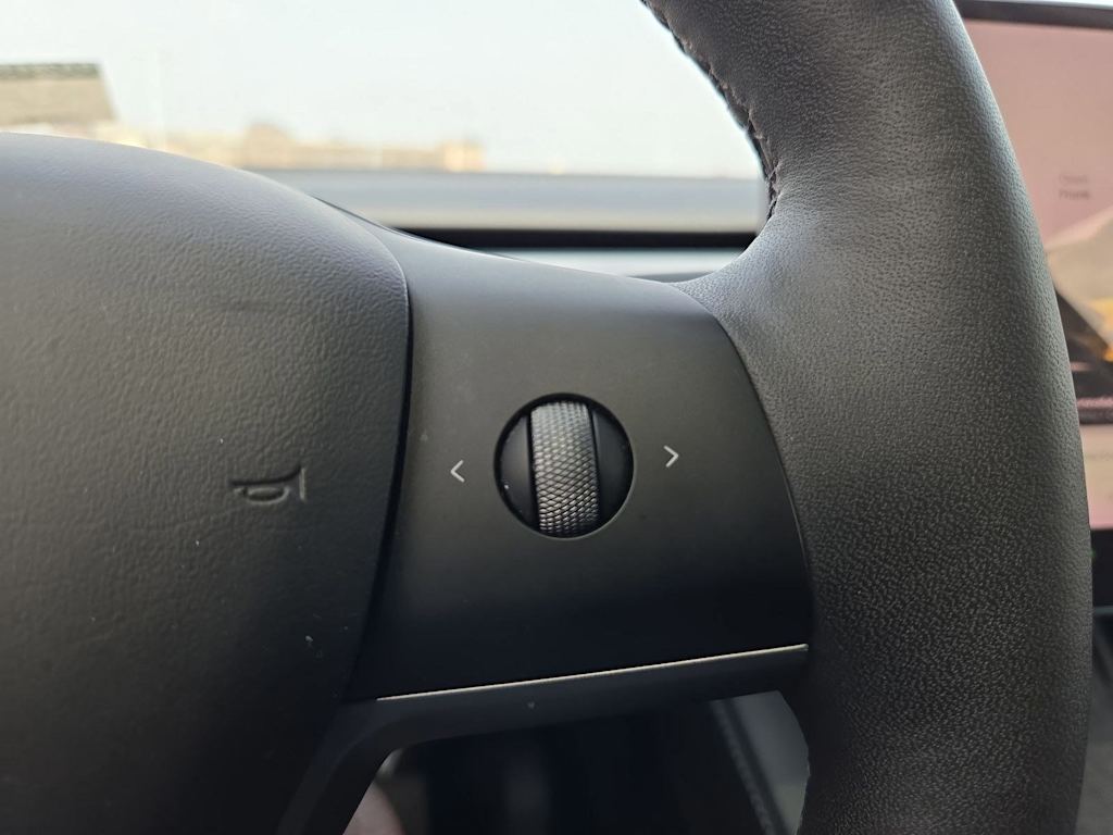Thumbnail: 2024 Tesla Model Y - 26