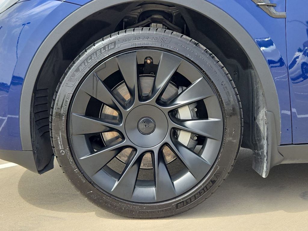 Thumbnail: 2024 Tesla Model Y - 8