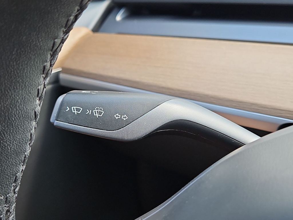 Thumbnail: 2023 Tesla Model Y - 29