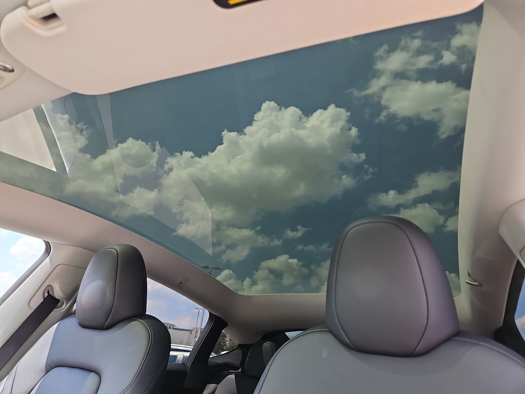Thumbnail: 2023 Tesla Model Y - 23