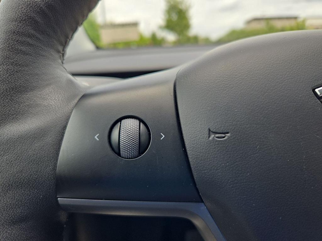 Thumbnail: 2024 Tesla Model Y - 24