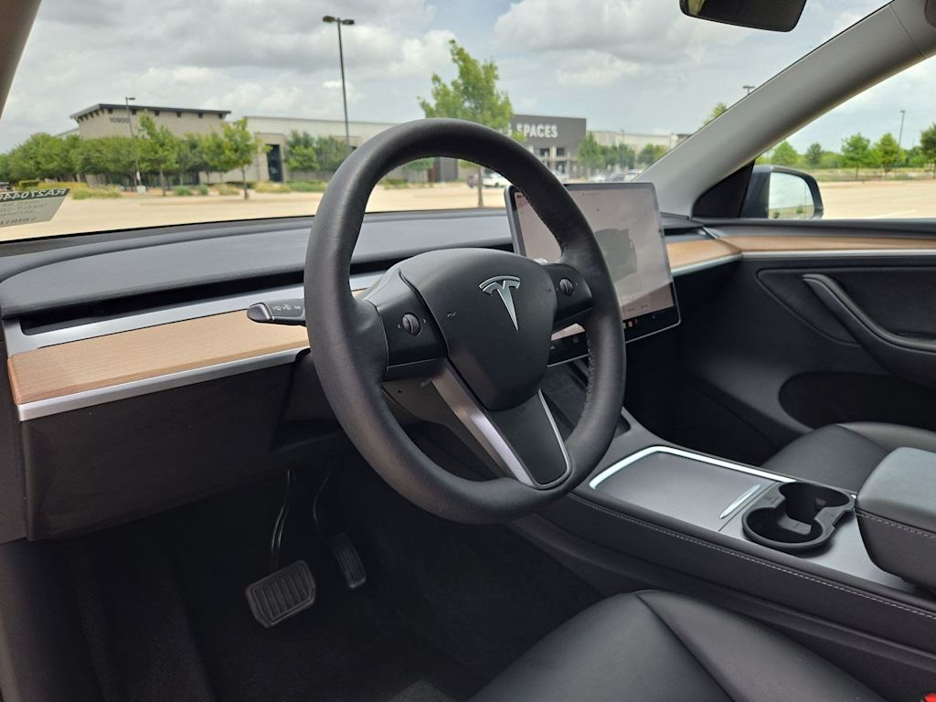 Thumbnail: 2024 Tesla Model Y - 2