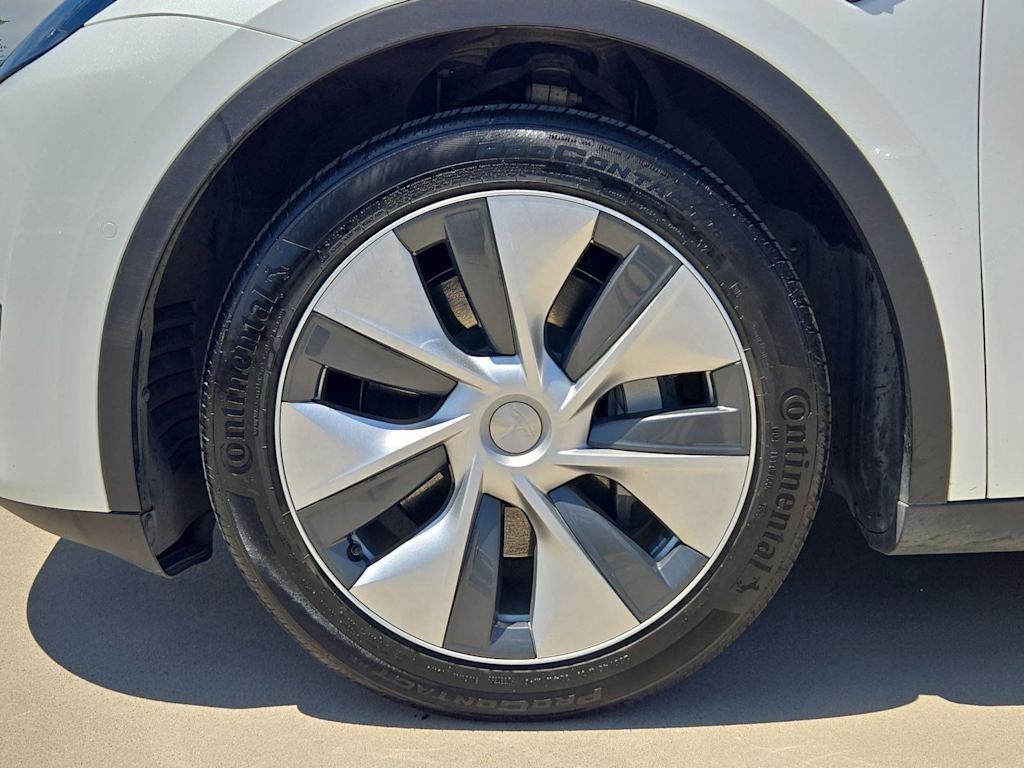 Thumbnail: 2022 Tesla Model Y - 7