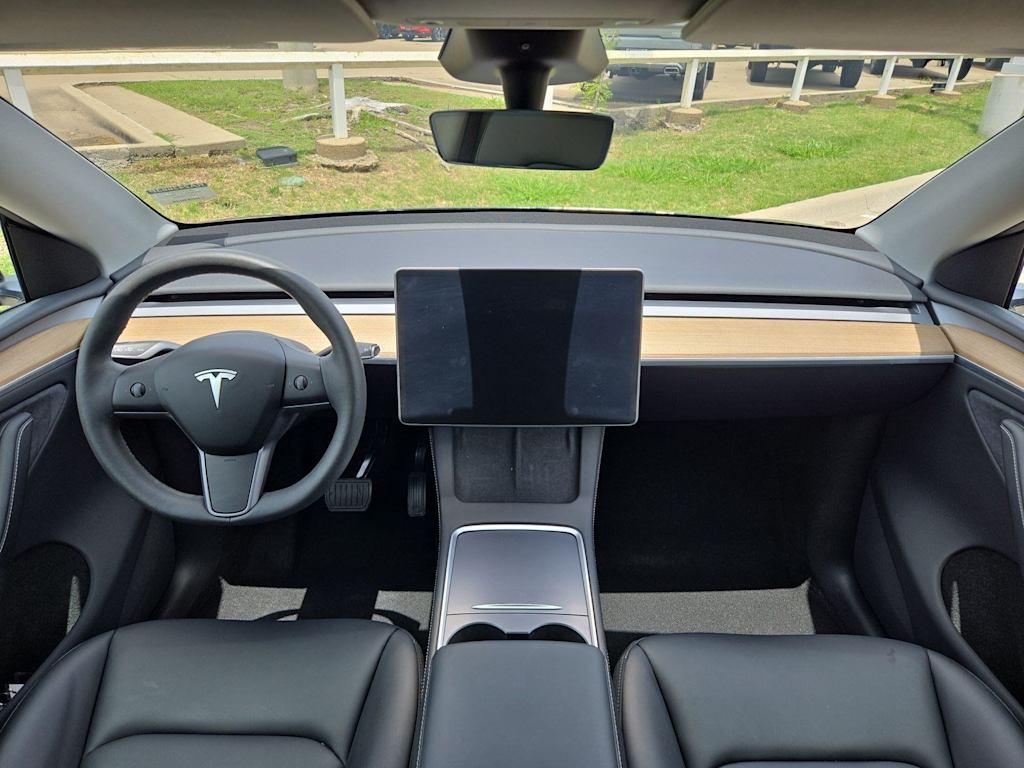 Thumbnail: 2024 Tesla Model Y - 9