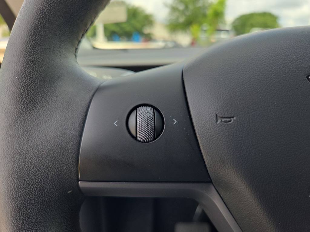 Thumbnail: 2024 Tesla Model Y - 26
