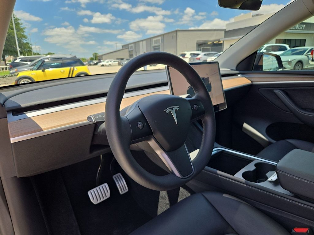 Thumbnail: 2023 Tesla Model Y - 2