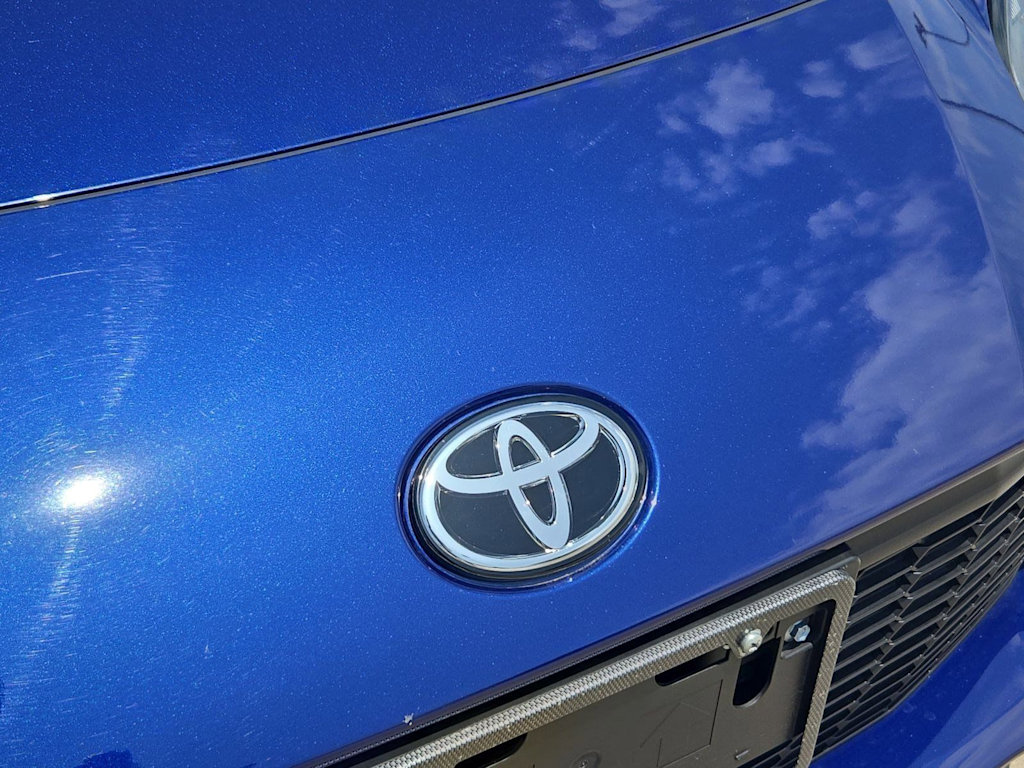 Thumbnail: 2022 Toyota GR86 - 6