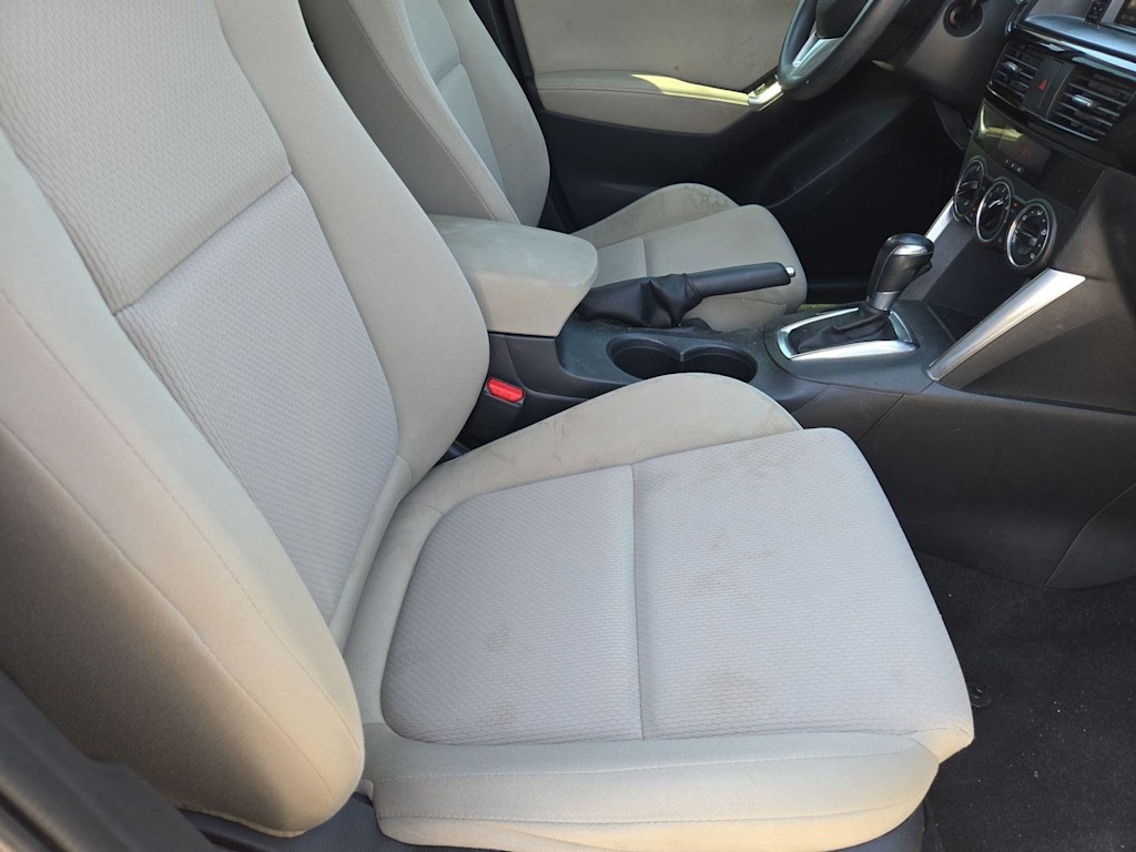 Thumbnail: 2015 Mazda CX-5 - 11