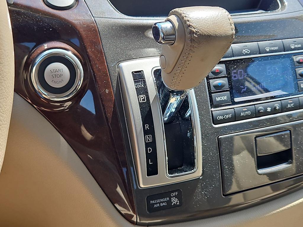 Thumbnail: 2014 Nissan Quest - 33