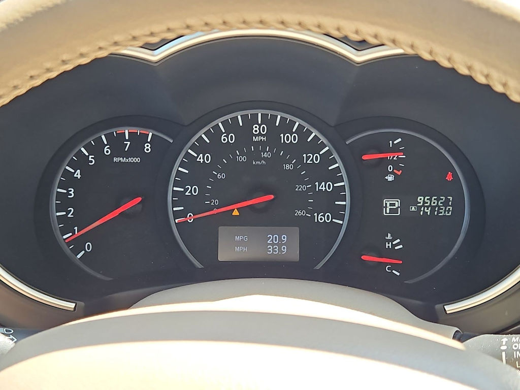 Thumbnail: 2014 Nissan Quest - 16