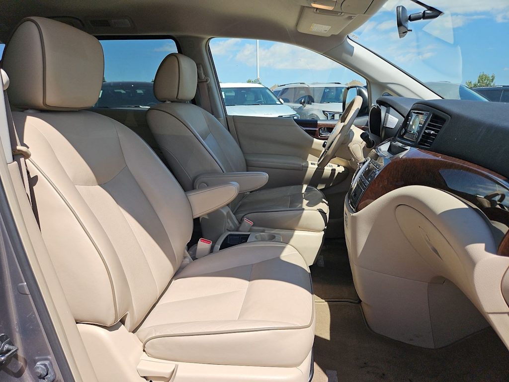 Thumbnail: 2014 Nissan Quest - 11