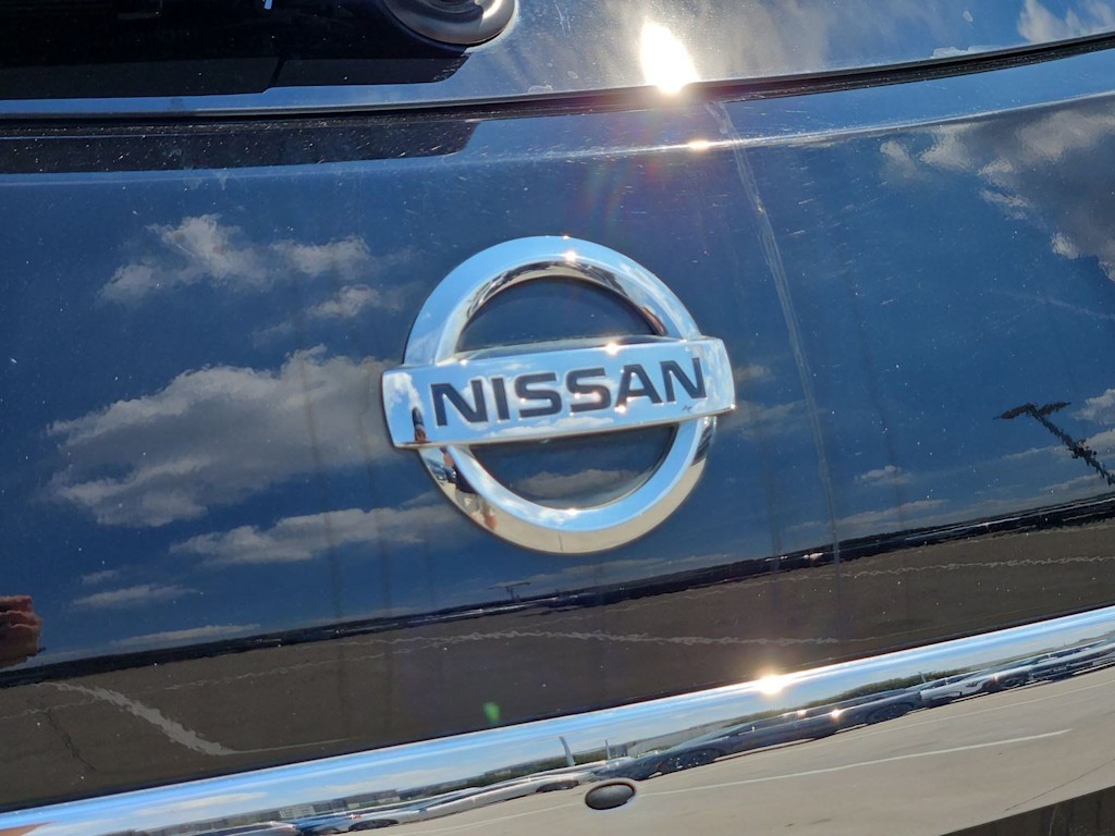 Thumbnail: 2013 Nissan Rogue - 7