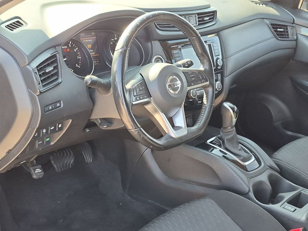 Thumbnail: 2020 Nissan Rogue - 2