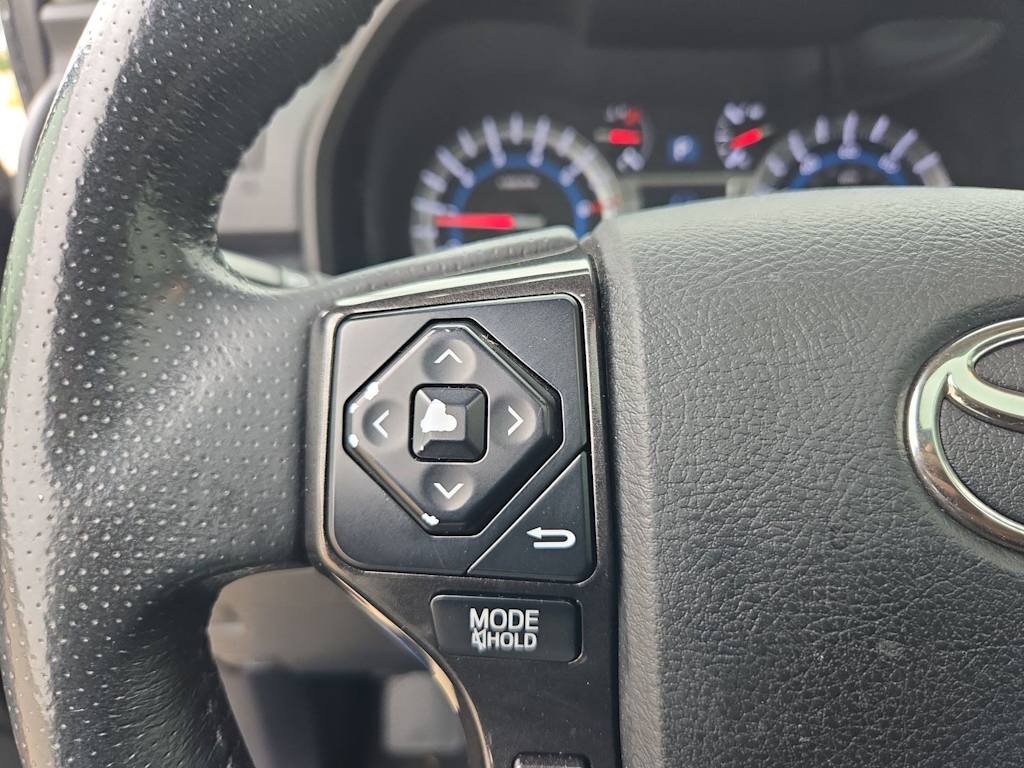 Thumbnail: 2018 Toyota 4Runner - 29