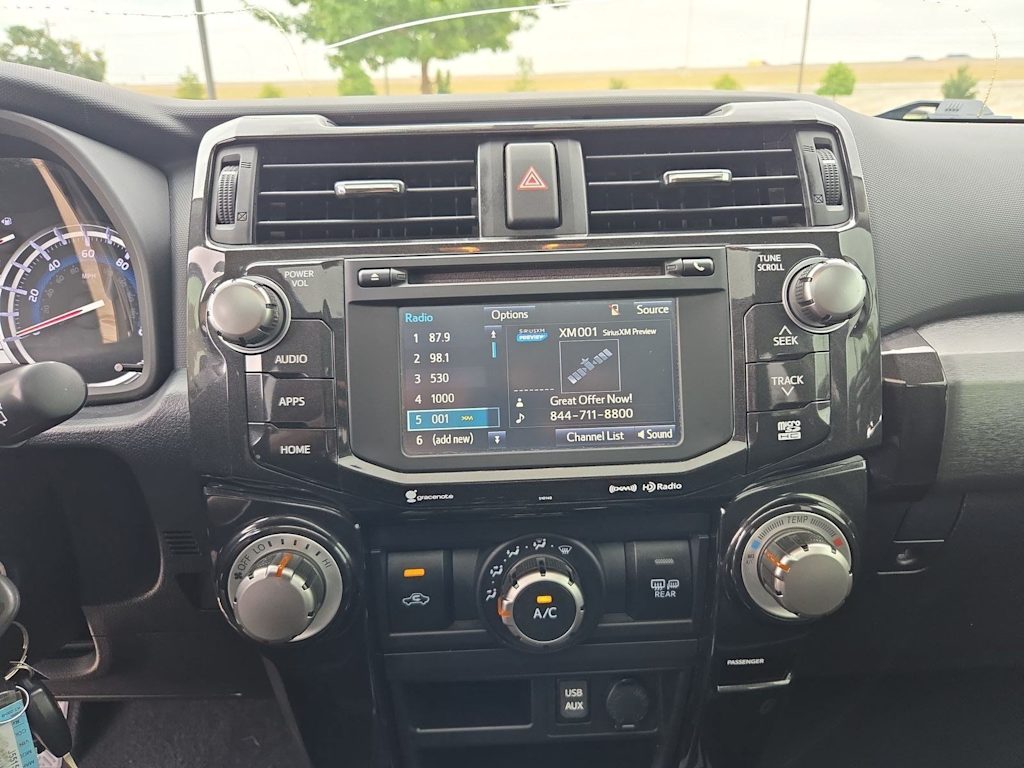 Thumbnail: 2018 Toyota 4Runner - 14