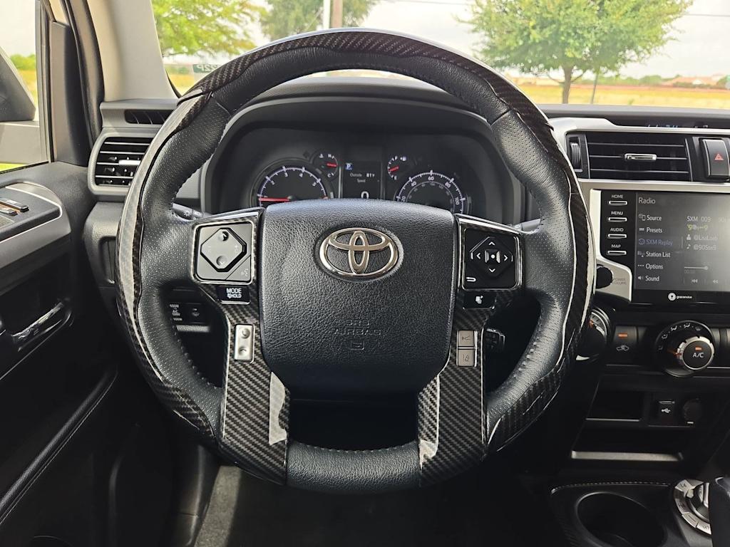 Thumbnail: 2022 Toyota 4Runner - 13