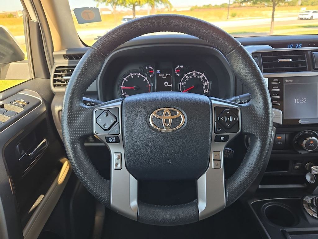 Thumbnail: 2023 Toyota 4Runner - 13