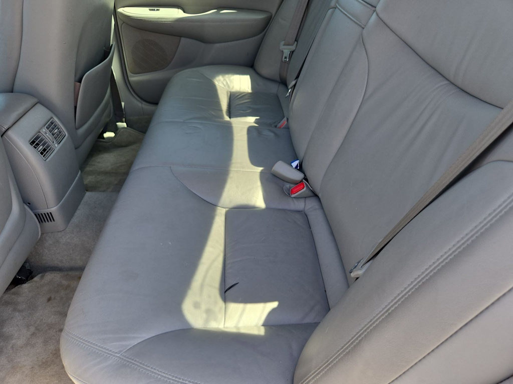 Thumbnail: 2005 Lexus ES - 25