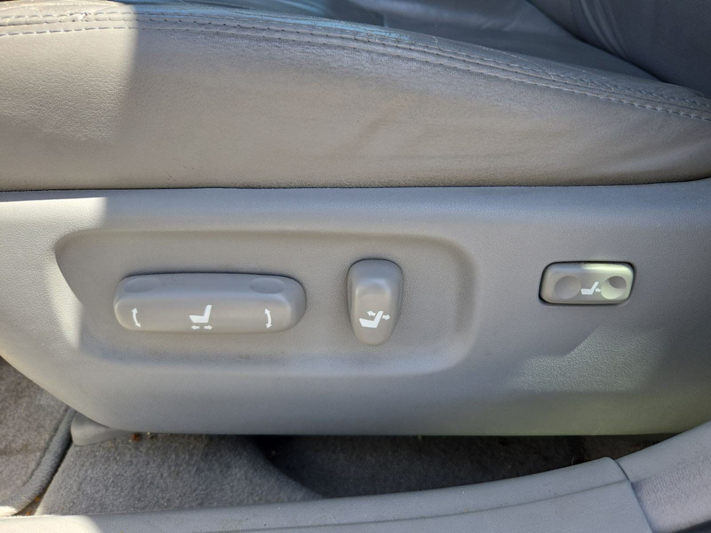 Thumbnail: 2005 Lexus ES - 23