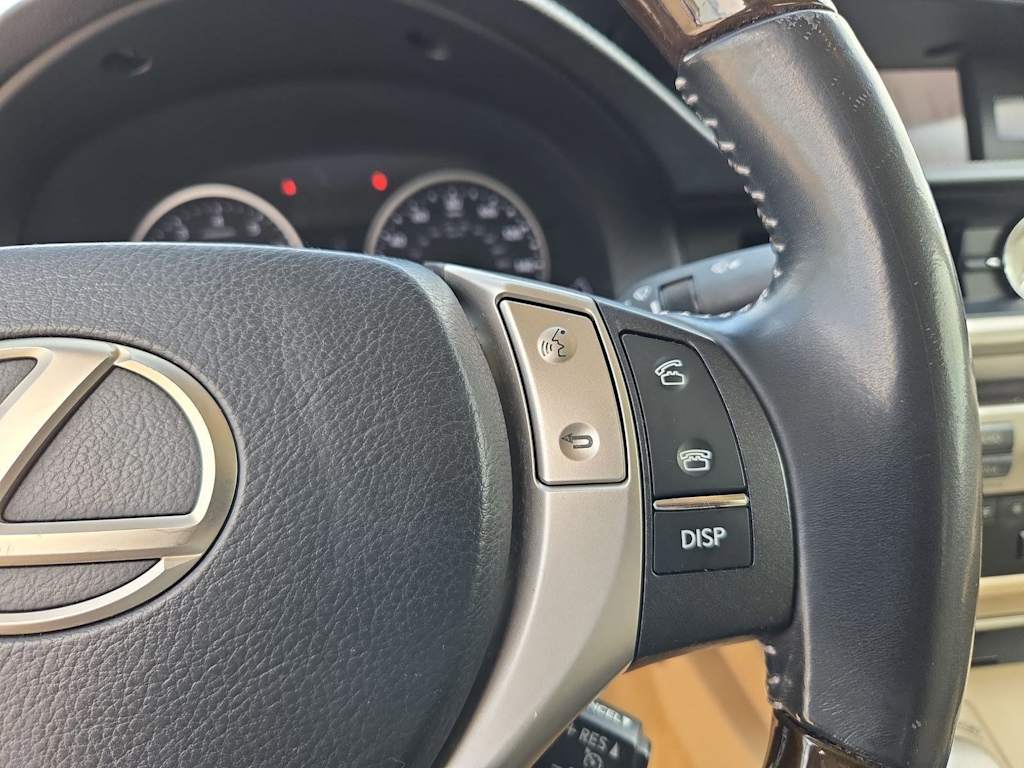 Thumbnail: 2014 Lexus ES - 31