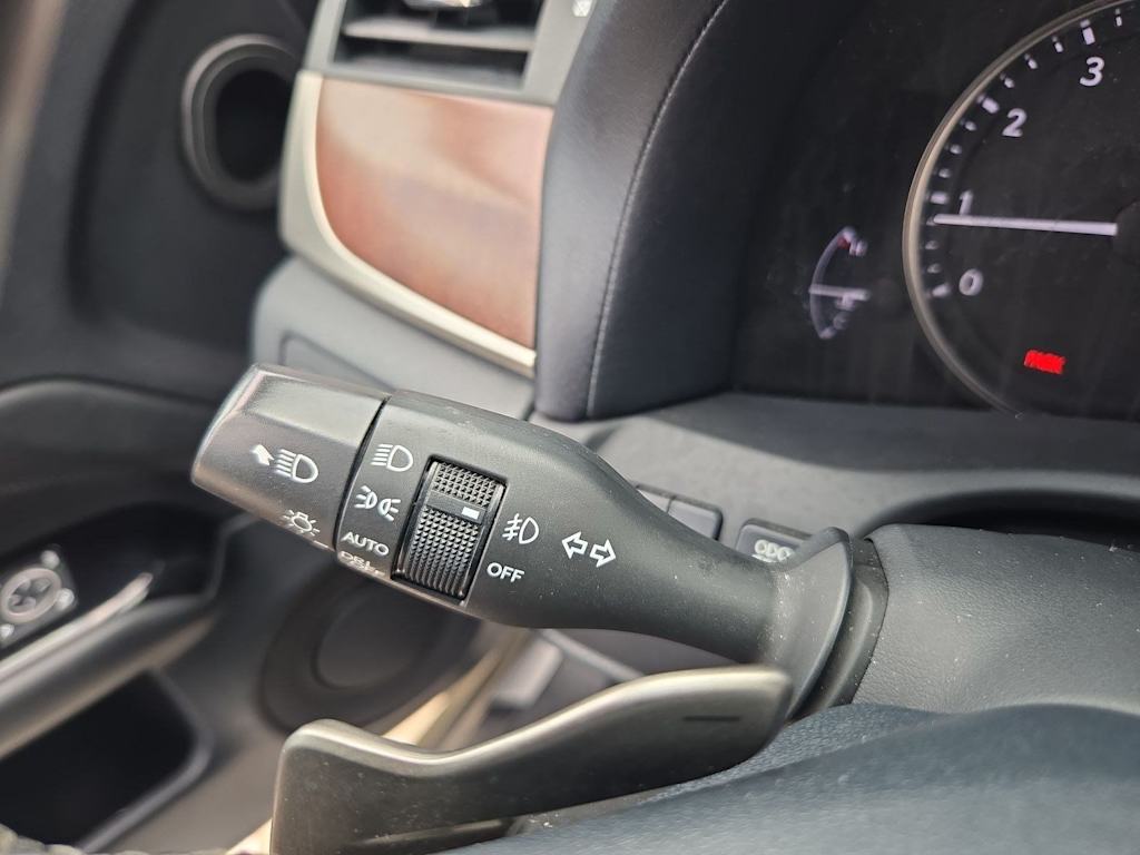 Thumbnail: 2014 Lexus GS - 32