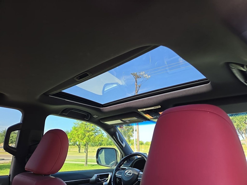 Thumbnail: 2021 Lexus GX - 28