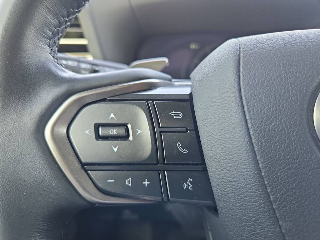 Thumbnail: 2024 Lexus ES - 29