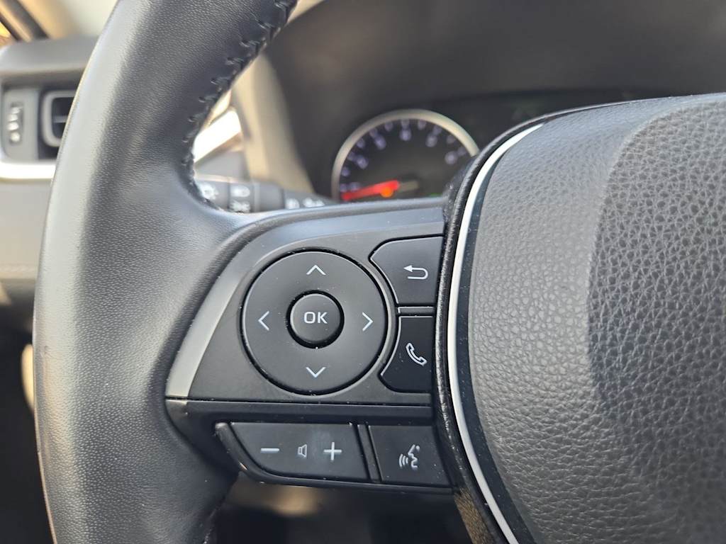 Thumbnail: 2020 Toyota RAV4 - 28