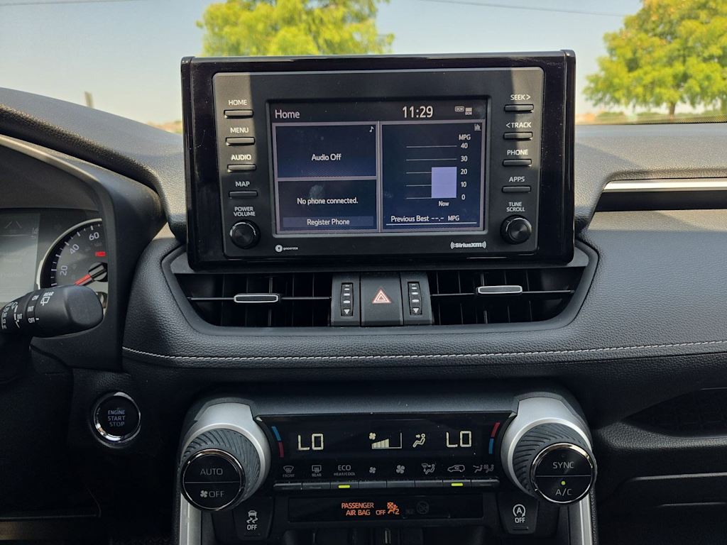 Thumbnail: 2020 Toyota RAV4 - 14