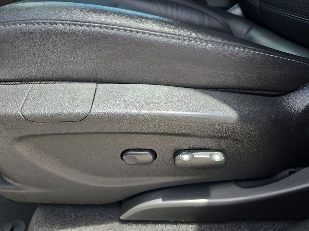 Thumbnail: 2017 Buick Encore - 23