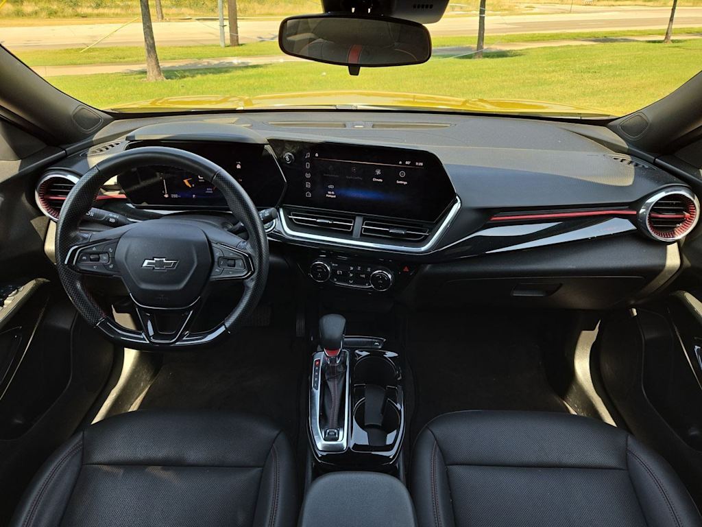 Thumbnail: 2024 Chevrolet Trax - 9