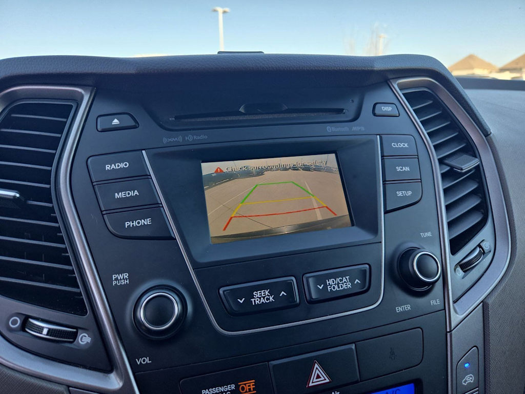 Thumbnail: 2015 Hyundai Santa Fe - 29