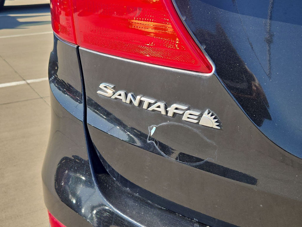 Thumbnail: 2015 Hyundai Santa Fe - 21