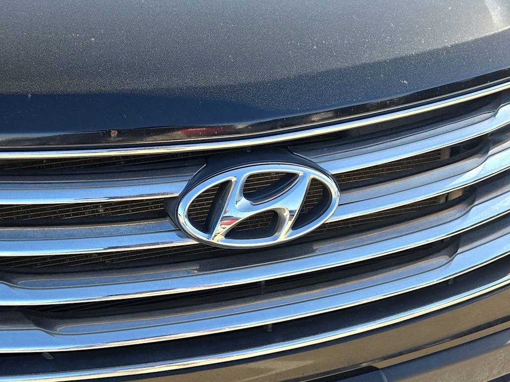 Thumbnail: 2015 Hyundai Santa Fe - 7