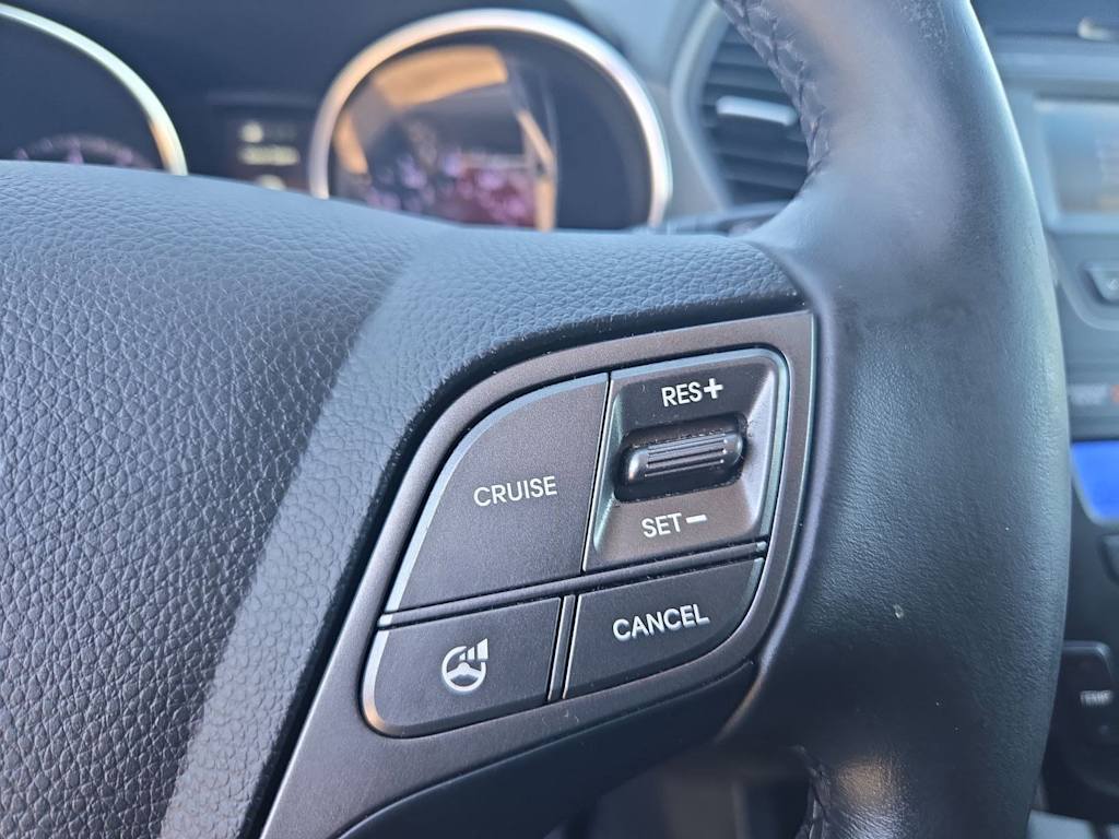 Thumbnail: 2015 Hyundai Santa Fe - 26