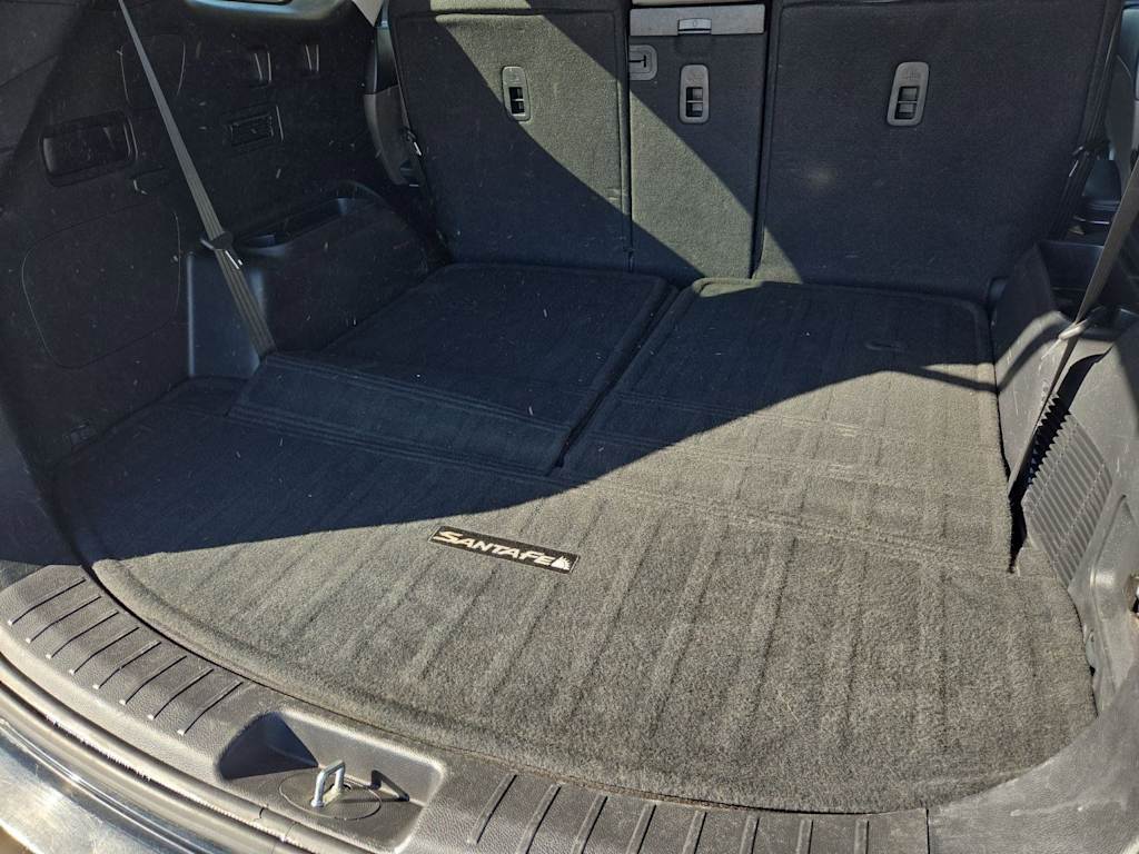 Thumbnail: 2015 Hyundai Santa Fe - 30