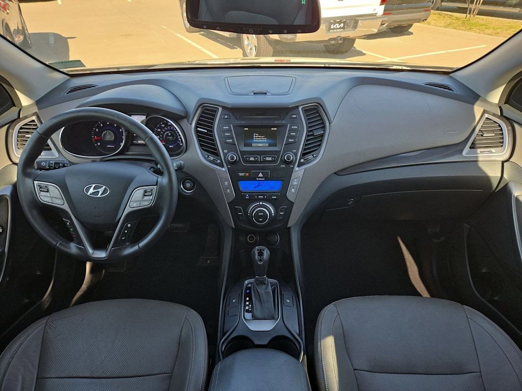 Thumbnail: 2015 Hyundai Santa Fe - 9
