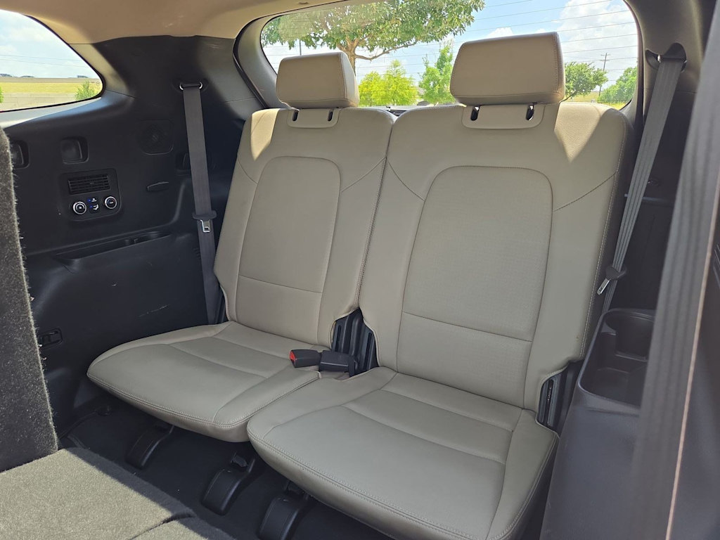 Thumbnail: 2014 Hyundai Santa Fe - 35